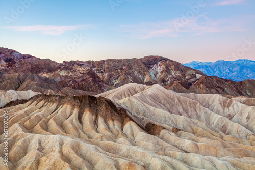 Bild auf Leinwand Sunrise Palette over the Badlands
Zabriskie Point Badlands
Death Valley National