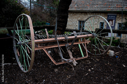 Quadro su tela An antique threshing machine kept as an example of early farming machinery