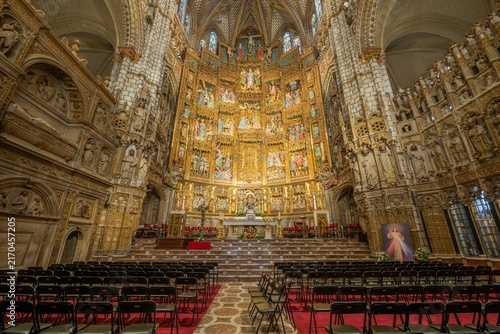 Photography Interior Of Toledo Cathedral Altar With Golden Reredos