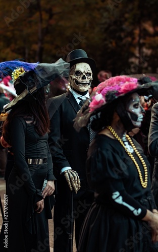 Canvastavla Man in Skeleton Mask and Suit at Day of the Dead Festival