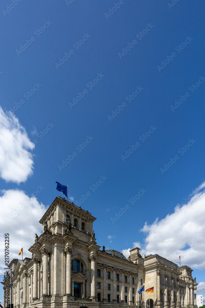 Naklejka premium Reichstag Building in Berlin with European Union flag