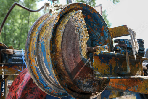 Brutal homemade steel pulley weight on outdoor gym machine