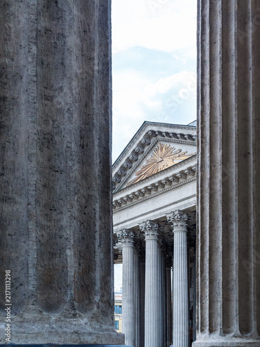 Foto colonnade of Kazan Cathedral, St Petersburg city