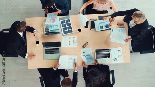 Equipe de Negócios e Executivos em Reunião Corporativa de Planejamento Estratégico