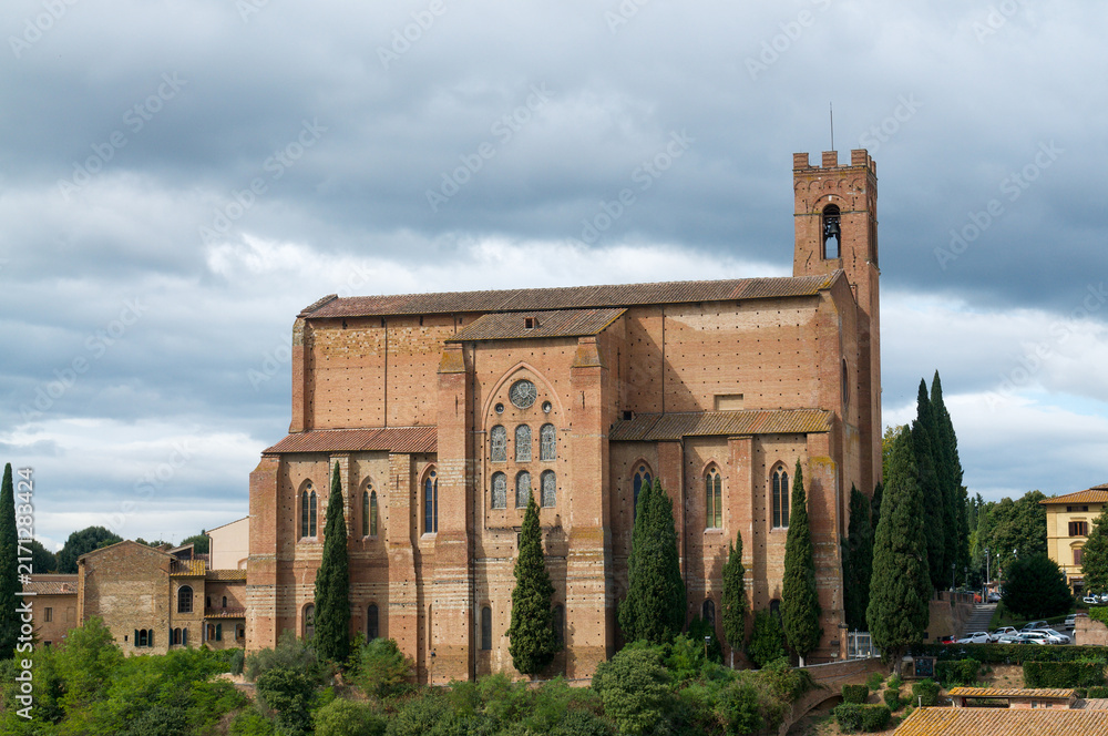 Obraz premium Panoramic view of Basilica Cateriniana di San Domenico church in Siena Italy