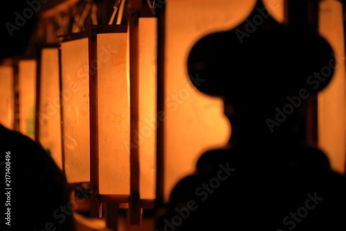 Kento Myo: Traditional Japanese summer votive lantern illumination at night / 日本の夏の伝統行事 献灯明 夜に灯る奉納灯籠の幻想的な風景