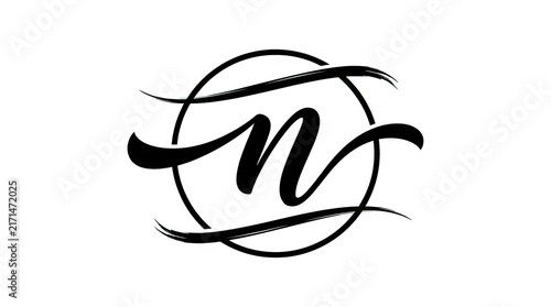 Plakat Cursive letter N monogram with circular swoosh.