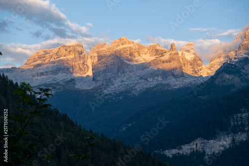 Fotografía Alpenglow On Brenta Dolomites Above Vallesinella