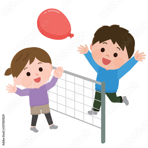 風船バレーをする男の子と女の子　イラスト