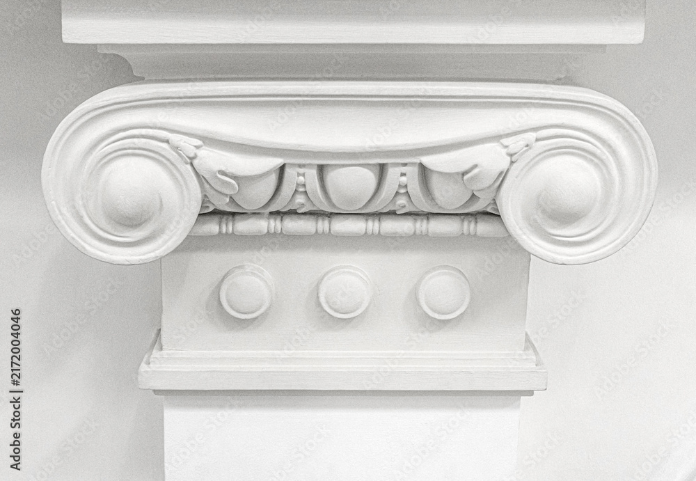 Fototapeta premium White ionic column capital with classical architectural detail
