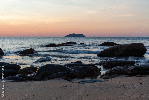 Bild auf Leinwand Andaman Coast at sunset