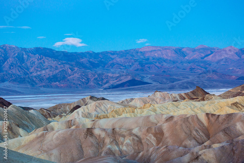 Fotografía 62945-00514 Zabriskie Point in Death Valley Natl Park CA