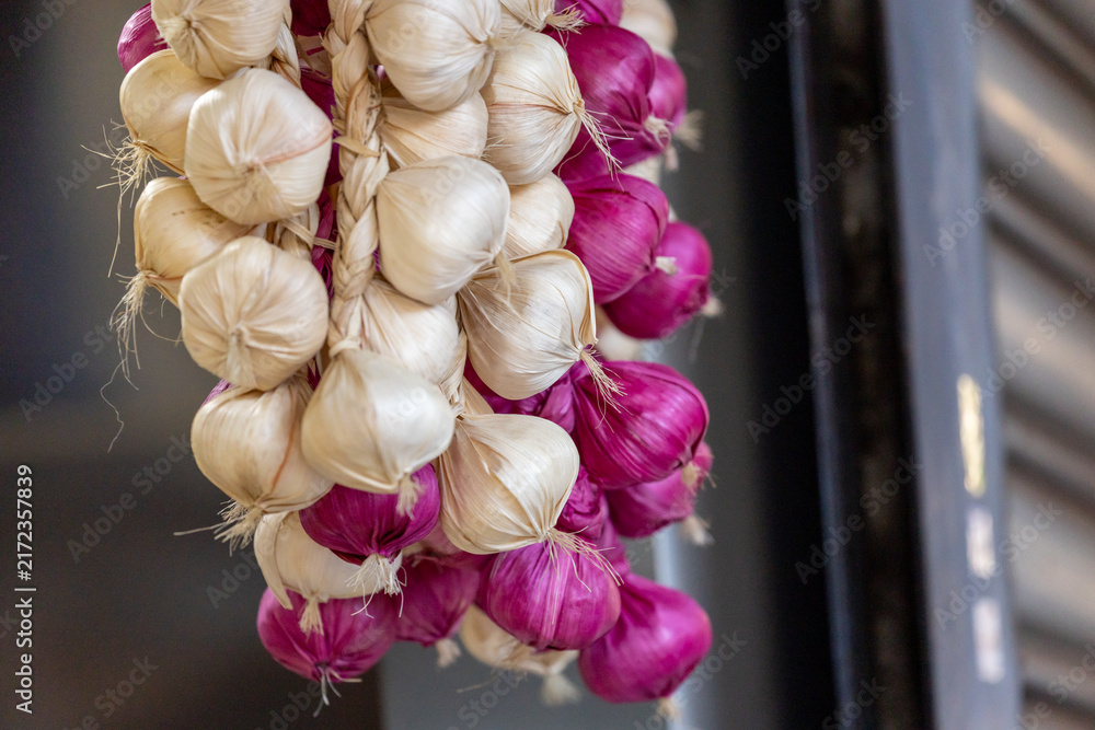 Obraz premium Fresh Garlic at Dihua Street Market