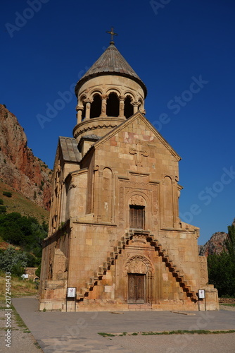 Cuadro en lienzo Historic Norawank monastery with a distinctive stone dome and ornate medieval architecture