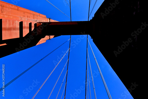 фотографія Golden Gate Bridge tower abstract