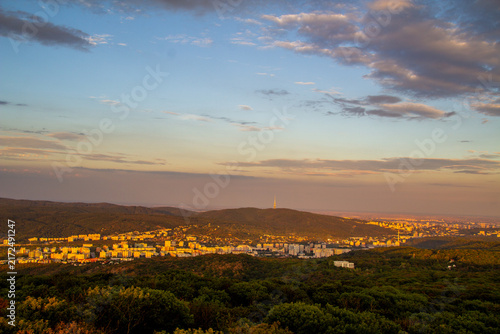Foto Landscape - panorama of Bratislava seen from the observation tower on Devínska K