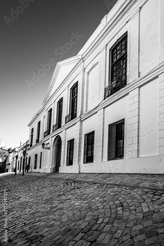 Black and White old buildings