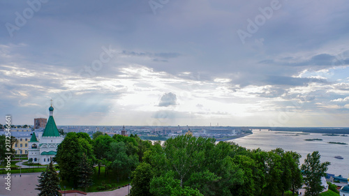 Foto Aerial view of Nizhny Novgorod city, confluence of Oka and Volga rivers in Russia
