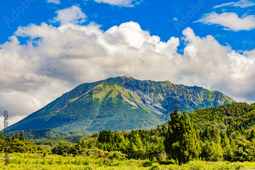 大山を望む鳥取県の自然風景