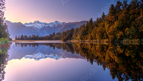 Canvastavla Lake Matheson, Fox Glacier, South Island, New Zealand