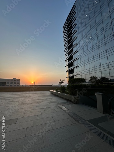 Canvas Print modern office building