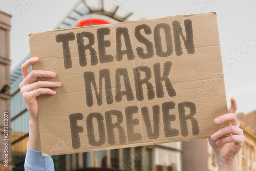 Cuadro en lienzo "Treason mark forever" Betrayal leaves an unerasable stain