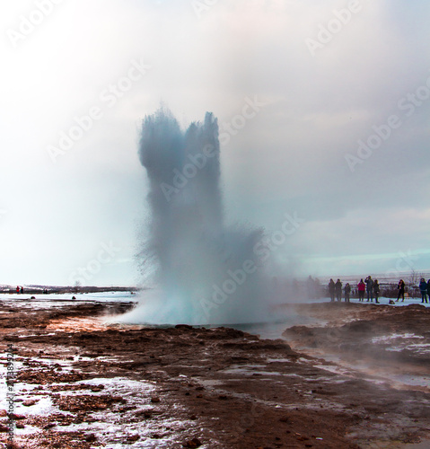 Obraz na płótnie Strokkur geysir eruption, Golden Circle, Iceland