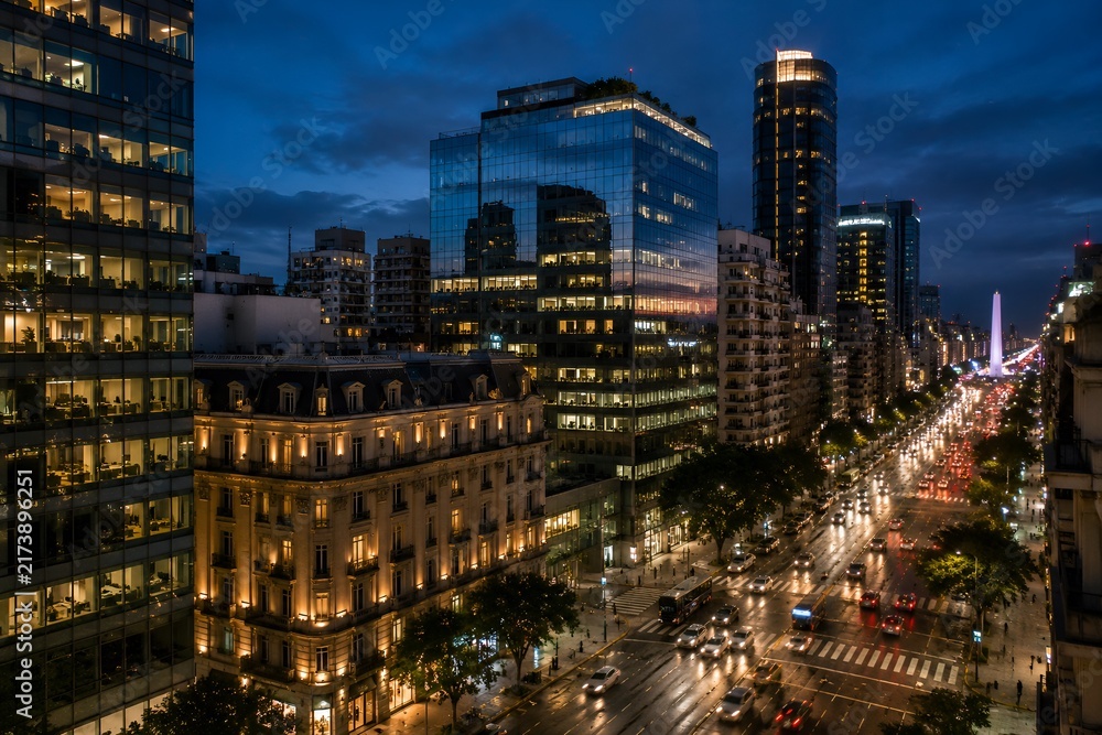 Fototapeta premium Illuminated City Boulevard at Blue Hour