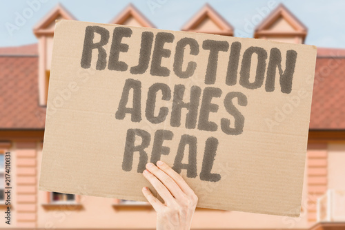 Foto "Rejection aches real" Brain signals mimic physical injury