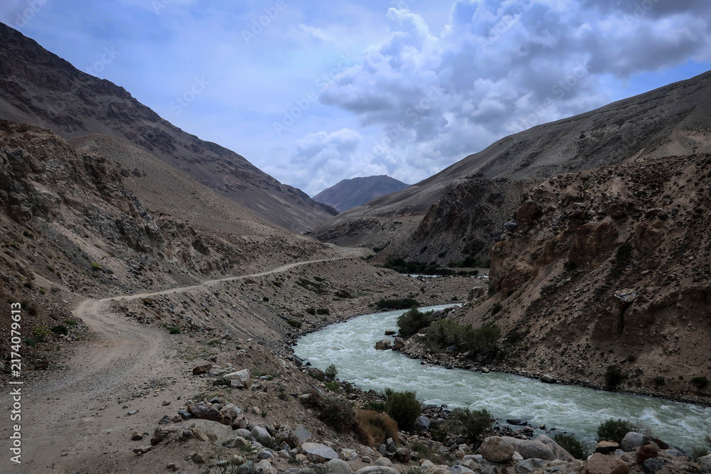 Obraz premium View of Panj river and Afghan-Tajik border near Langar village