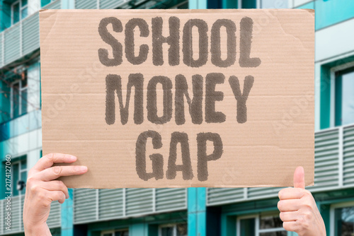 Photography "School money gap" Kids from different backgrounds compare and envy
