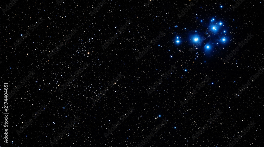 Fototapeta premium Bright star cluster in deep space with dark cosmic background