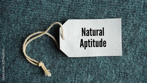 Fotografía Tag the paper with the words Natural aptitude