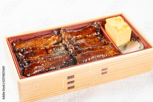 Tapety artystyczne うなぎ弁当