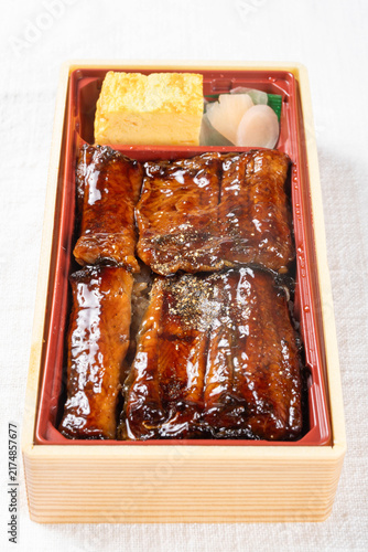 Tapety artystyczne うなぎ弁当