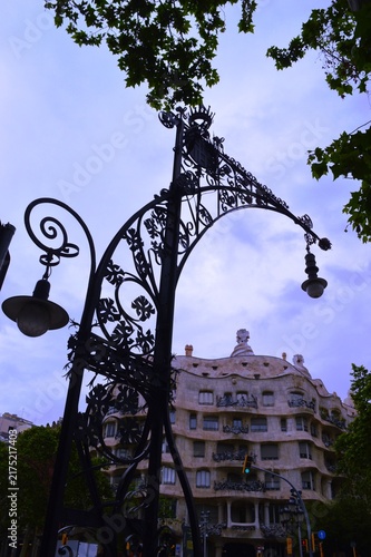 Canvas Print unusual large lamp in Barcelona
