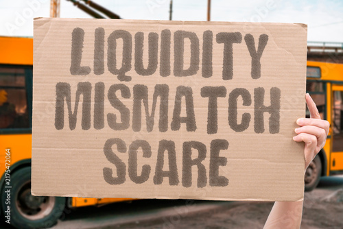 Obraz na płótnie "Liquidity mismatch scare" ETF may not meet redemption demand