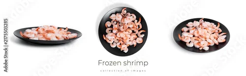 Obraz  z motywem Frozen shrimp isolated on a white background.