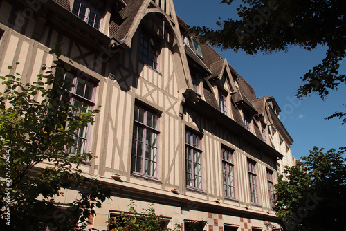 Fotografie half-timbered habitation buildings in rouen in normandy in france