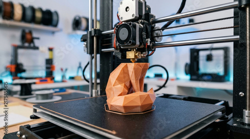 Obraz na płótnie 3D Printer Creating a Geometric Fox Sculpture, Modern Manufacturing Technology