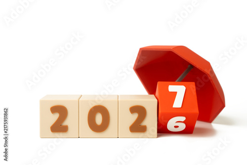 Cuadro en lienzo 2027 annual calendar and red umbrella