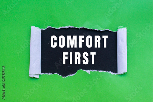Canvastavla Comfort First text concept photo