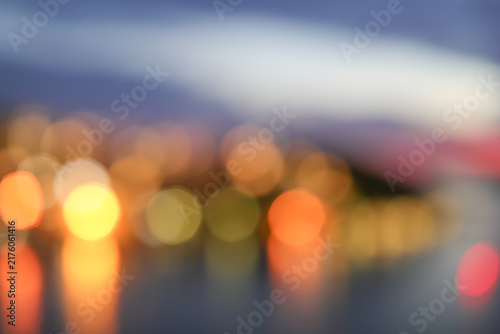 Foto Blurred night city bokeh background in Dubrovnik