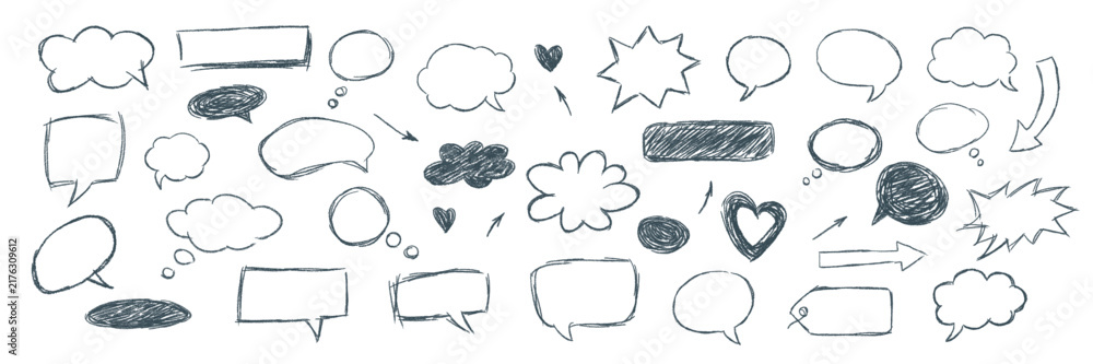 Naklejka premium Speech bubble crayon doodle set with hand drawn chat, thought, comic shapes, arrows and hearts. Messages, quotes and social graphics use speech bubble elements, vector illustration.