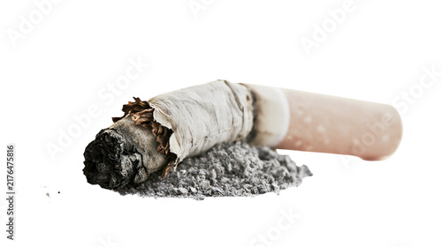 фотографія Smoldering cigarette butt with ash, isolated on transparent background