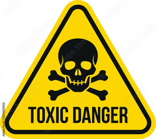 Cuadro en lienzo Toxic hazard warning sign featuring skull and crossbones inside a yellow triangle for poison danger and chemical risk alert
