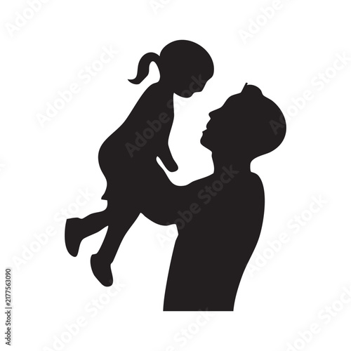 Foto Father holding daughter aloft in silhouette against bright sky with joy and love