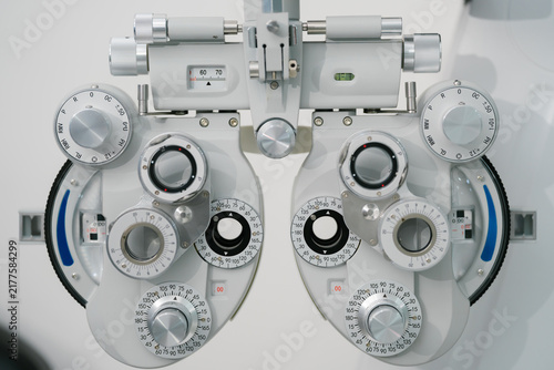 Quadro su tela Phoropter eye examination equipment for vision testing provides professional and