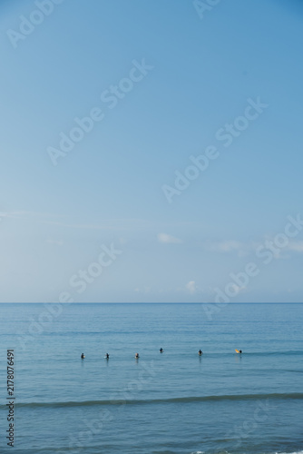Foto 千葉県の勝浦海水浴場のサーファー