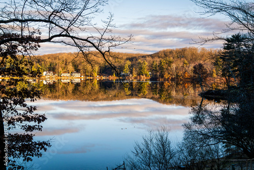 Foto Morning at Sylvan Lake, Calm Reflections